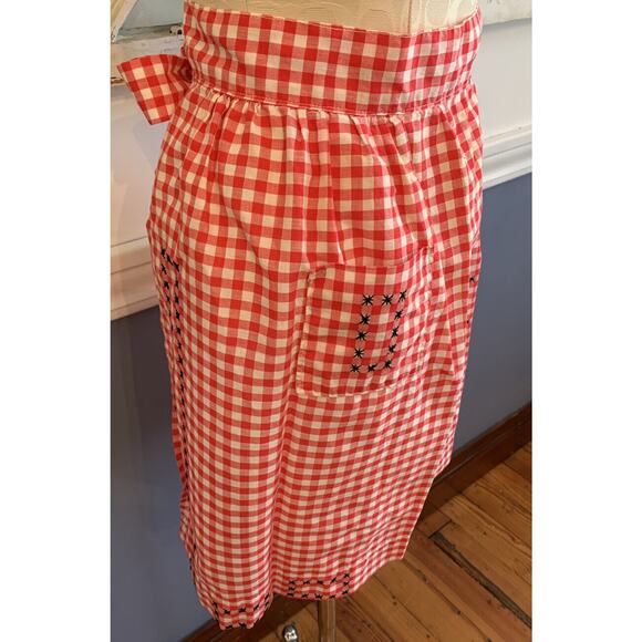 Vintage Red and White Gingham Checked 1/2 Apron Tie Waist Cross Stitch Adult - Picture 7 of 7